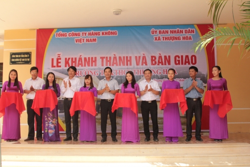 Vietnam Airlines xây trường cho con em đồng bào vùng cao huyện Minh Hóa