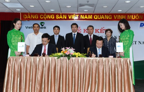 Vietcombank và DIV ký thỏa thuận hợp tác toàn diện