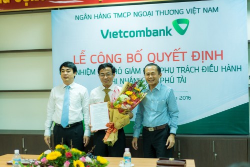 Vietcombank kiện toàn nhân sự Ban giám đốc các CN khu vực miền Trung và Tây Nguyên