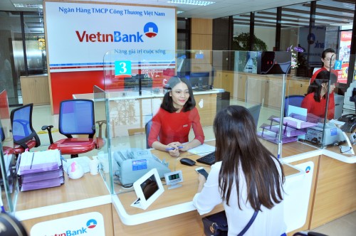 VietinBank tặng quà 3 tỷ đồng mừng khai trương 6 chi nhánh mới