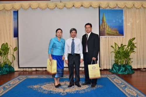 Trao đổi nghiệp vụ giữa hai NHTW Việt - Lào
