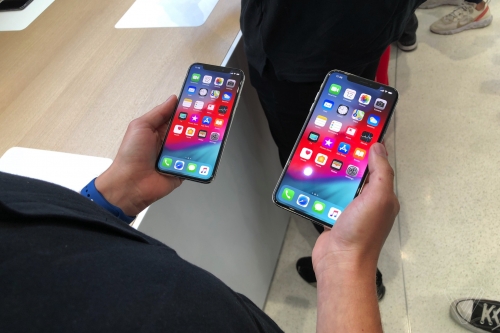 ​iPhone XS, iPhone XS Max, iPhone XR khác nhau thế nào?