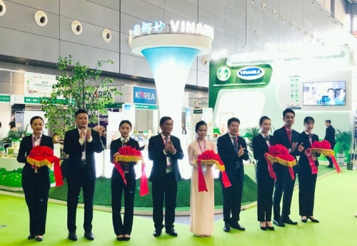 Vì sao Vinamilk là cái tên sáng giá của ngành Sữa Việt Nam khi “chinh chiến” tại thị trường Trung Quốc?