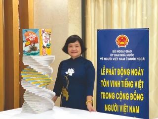 Nặng lòng với tiếng Việt cho người xa xứ