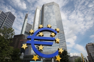 Kinh tế Eurozone: Nguy cơ suy thoái cận kề