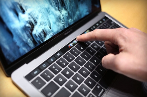 7 công nghệ Apple đã xóa sổ trên Macbook Pro mới