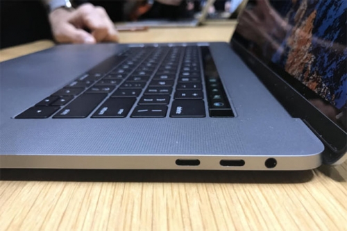 7 công nghệ Apple đã xóa sổ trên Macbook Pro mới