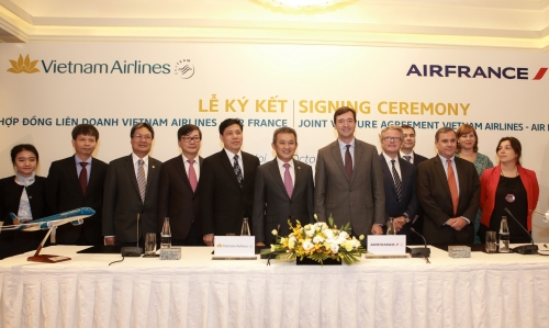 Vietnam Airlines và Air France ký Hợp đồng liên doanh hợp tác toàn diện