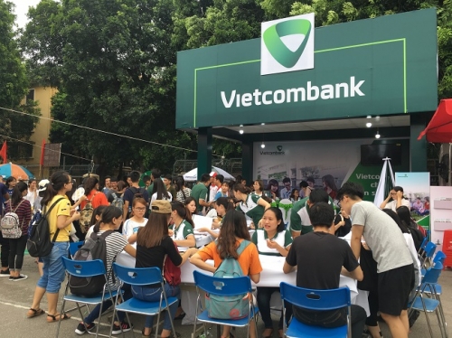 Vietcombank mở rộng triển khai thanh toán học phí trực tuyến với nhiều trường ĐH