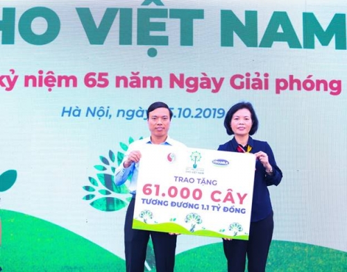 Vinamilk chung tay bảo vệ môi trường thủ đô thông qua Quỹ 1 triệu cây xanh cho Việt Nam
