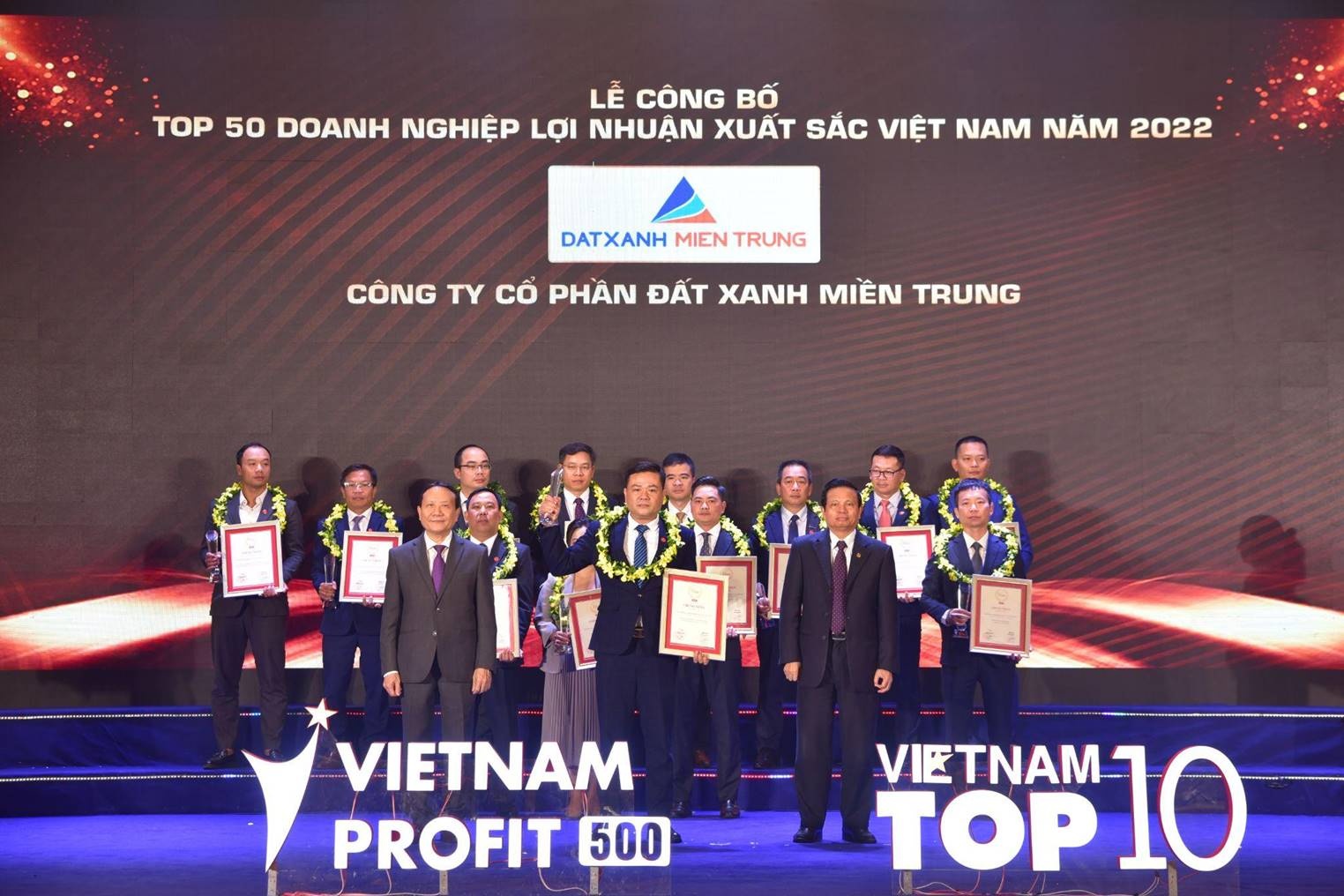 Đất Xanh Miền Trung - Top 50 doanh nghiệp lợi nhuận xuất sắc Việt Nam 2022