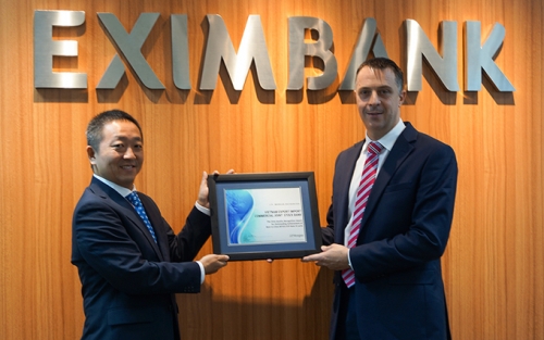 Eximbank được vinh danh trong lĩnh vực thanh toán quốc tế