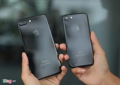 iPhone 7 trở thành cứu tinh cuối năm của các nhà bán lẻ