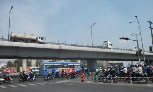 Tiếp tục thực hiện dự án xây dựng cầu đường Bình Tiên theo hình thức BT