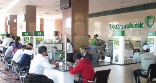 Vietcombank bất ngờ giảm lãi suất huy động