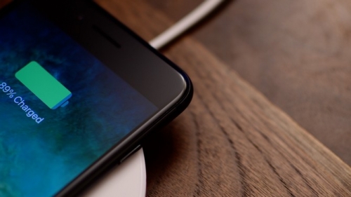 iOS 11.2 sẽ tăng tốc độ sạc không dây cho iPhone X và iPhone 8, 8 Plus