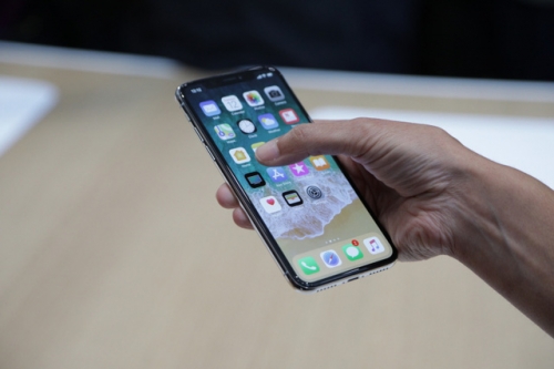 iPhone X xách tay giảm giá về ngang giá chính hãng