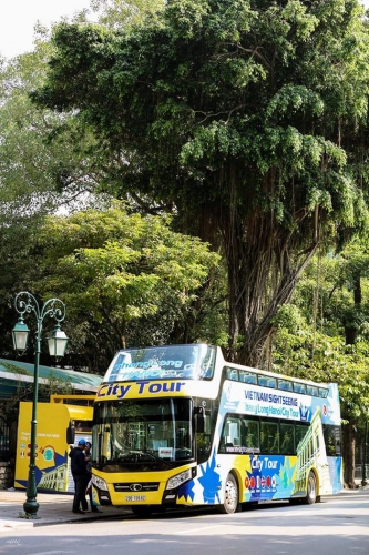 Ra mắt xe bus 2 tầng Vietnam Sightseeing