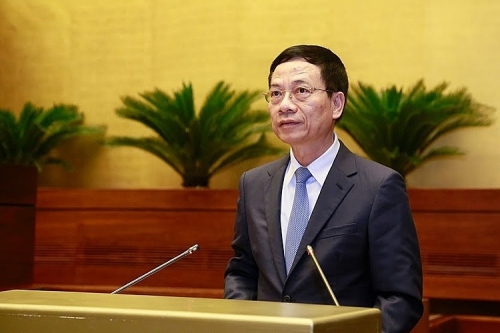 Bộ trưởng Nguyễn Mạnh Hùng kiến nghị đưa giáo dục kỹ năng số vào trường phổ thông