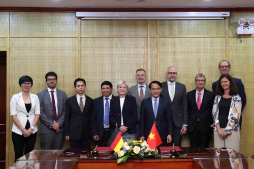 Đức cam kết hỗ trợ Việt Nam 213,4 triệu Euro trong hai năm tới để thúc đẩy tăng trưởng Xanh