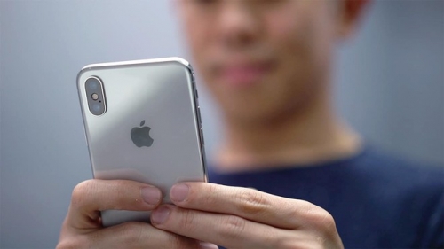 iPhone X hàng bãi giá hơn 9 triệu đồng ồ ạt về Việt Nam