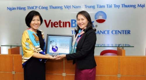 VietinBank được vinh danh là Ngân hàng tốt nhất xử lý thông suốt điện MT103