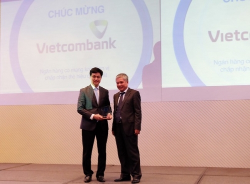 Vietcombank được vinh danh trong lĩnh vực thẻ NH