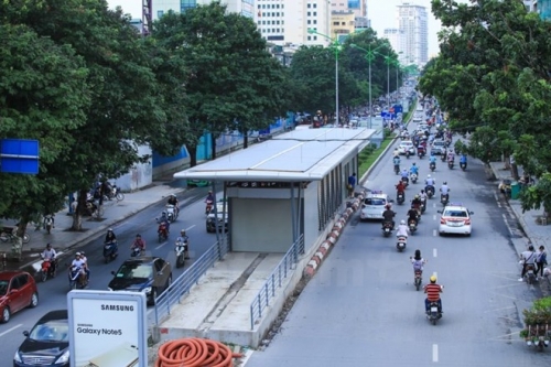 Lên phương án ưu tiên phân làn cho xe buýt nhanh BRT