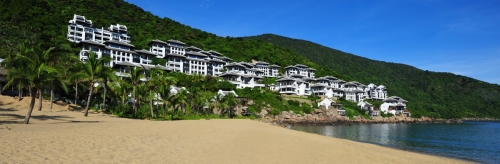 InterContinental Danang Sun Peninsula Resort làm nên lịch sử World Travel Awards