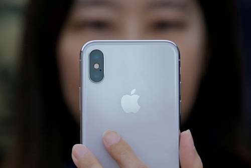 Apple ra iOS 11.2.1 khắc phục lỗi camera iPhone lấy nét sai