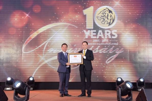 Maybank Kim Eng cam kết đầu tư lâu dài tại Việt Nam