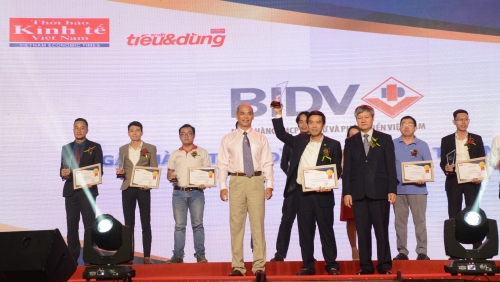 Hai sản phẩm BIDV đạt giải thưởng Tin và Dùng 2017