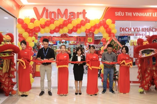 Gần 70.000 lượt khách đến Vincom Plaza Lê Thánh Tôn, Nha Trang ngày khai trương