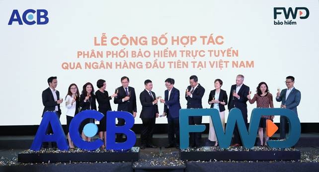 FWD và ACB công bố hợp tác e-bancassurance đầu tiên tại Việt Nam