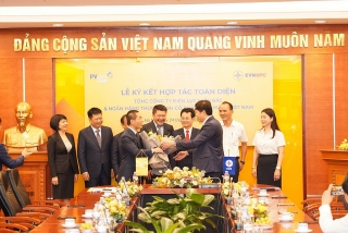 PVcomBank và EVNNPC ký kết hợp tác toàn diện