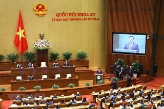 Thông qua Nghị quyết miễn nhiệm hai Phó Thủ tướng