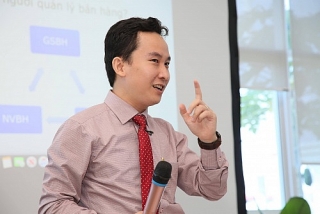 Chuyên gia: Doanh nghiệp hân hoan trước quyết định giảm lãi suất của NHNN