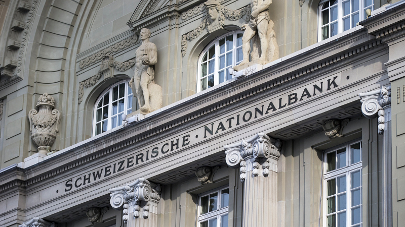 Thụy Sĩ tăng mạnh lãi suất thêm 50 điểm cơ bản