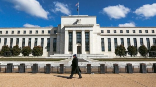 Chuyên gia Moody: Fed không cần vội vã cắt giảm lãi suất