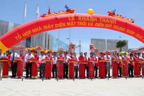 Trung Nam Group khánh thành tổ hợp điện gió, điện mặt trời tại Ninh Thuận
