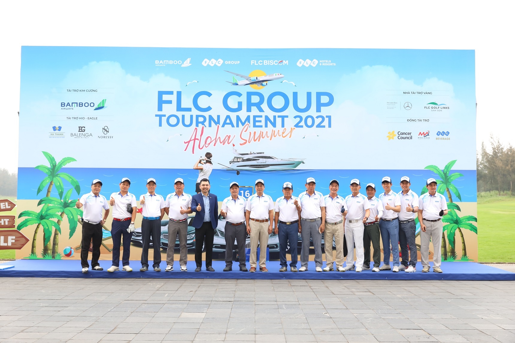 flc group tournament 2021 thu hut dong dao cac golfer