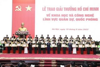 Trao Giải thưởng Hồ Chí Minh về khoa học và công nghệ lĩnh vực quân sự