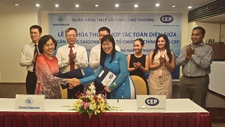 SaigonBank và CEP hợp tác phát triển tài chính vi mô