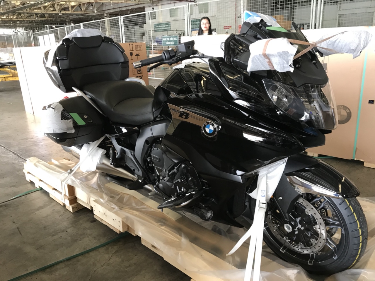 4 phiên bản môtô 'khủng' của BMW đã về Việt Nam