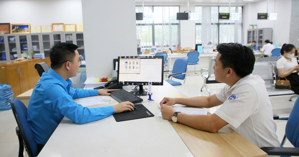 Phấn đấu hết năm 2025, 100% thủ tục hành chính đủ điều kiện cung cấp dịch vụ công trực tuyến toàn trình Phấn đấu hết năm 2025, 100% thủ tục hành chính đủ điều kiện cung cấp dịch vụ công trực tuyến toàn trình