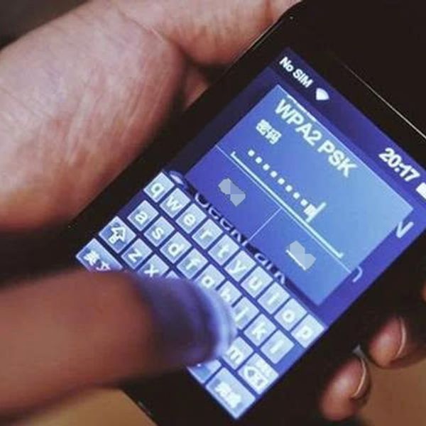Người dân hay dùng WiFi khi đi cà phê cần chú ý thông báo mới nhất từ công an