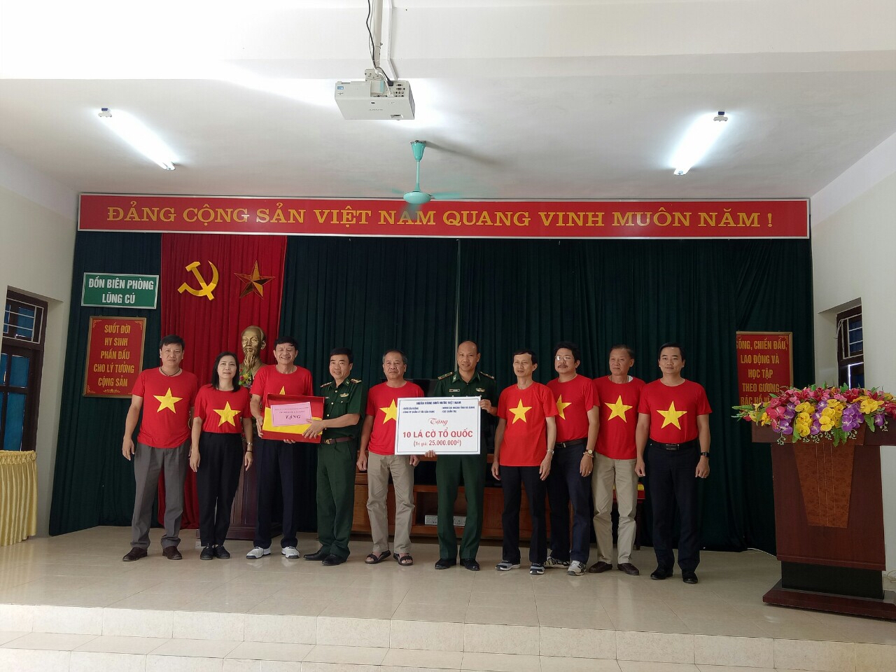 Chương trình giáo dục chính trị tư tưởng, truyền thống cách mạng và an sinh xã hội tại Hà Giang