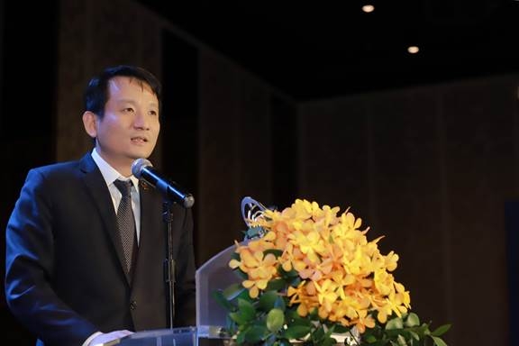 OCB nhận giải thưởng doanh nghiệp xuất sắc châu Á