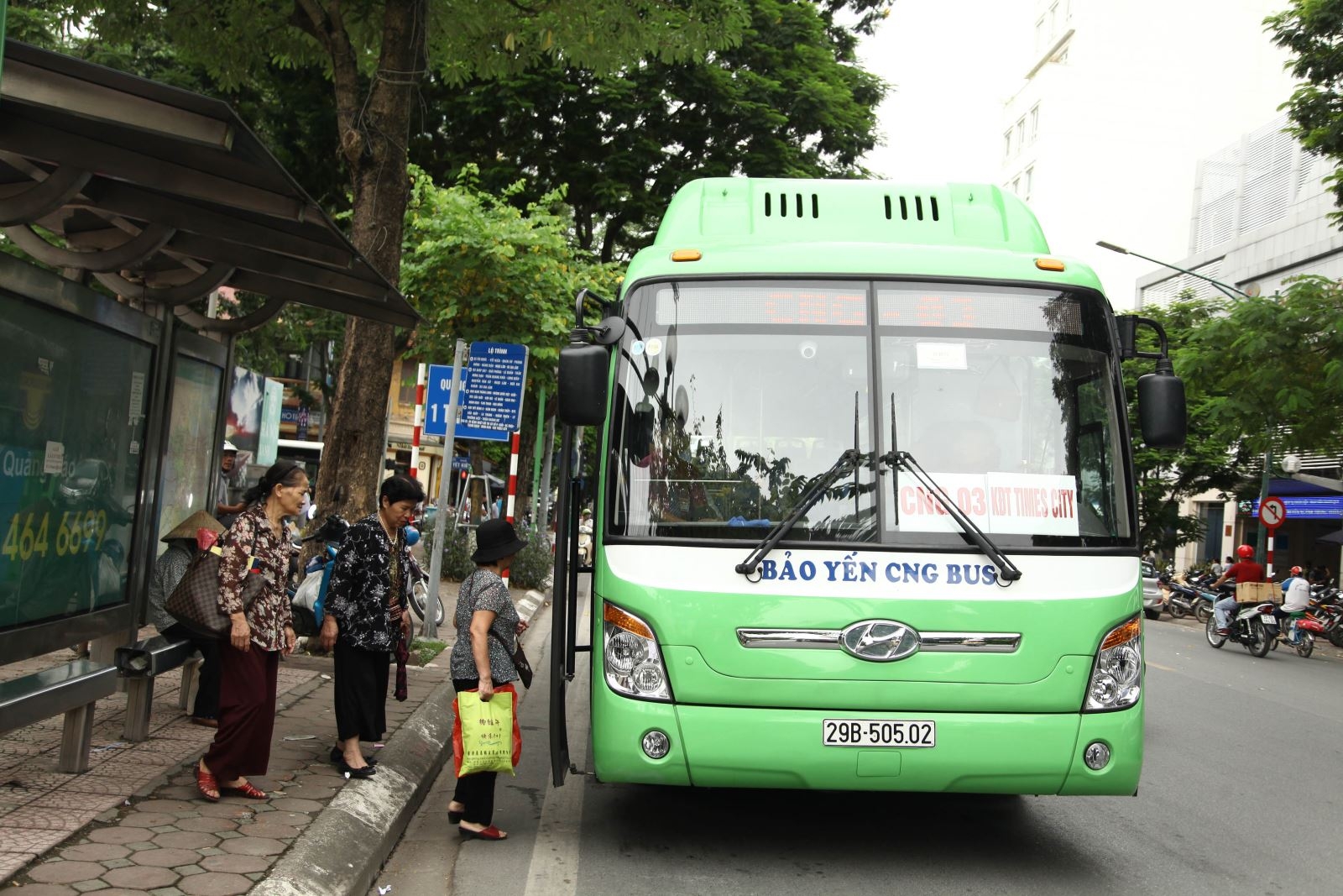 Hà Nội: Miễn phí đi xe buýt cho nhiều đối tượng