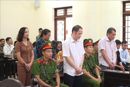 Vụ gian lận điểm thi tại Hà Giang: Tuyên án 5 bị cáo